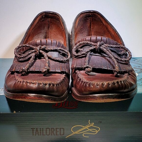 VINTAGE  BASS WEEJUNS..ROBERT.. KILTIE WITH BOW STYLE TASSELS..RARE ITEM..1990\'S main image 5